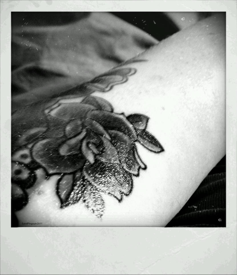 tattoos with names and flowers