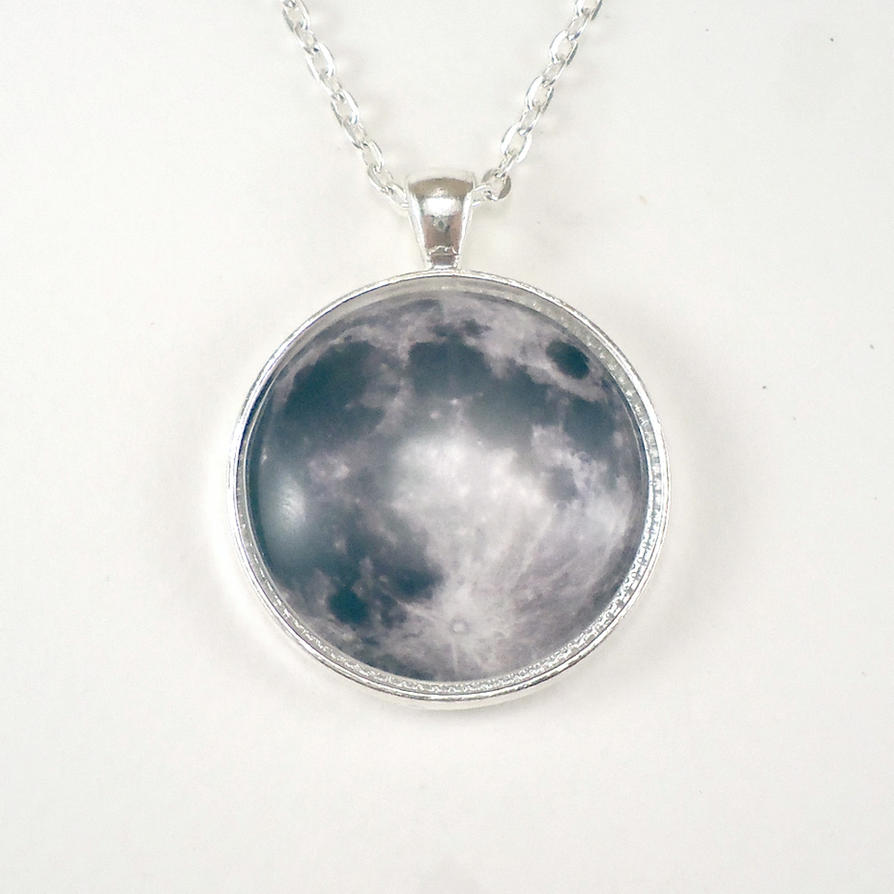 full_moon_necklace_by_cellsdividing-d4x9